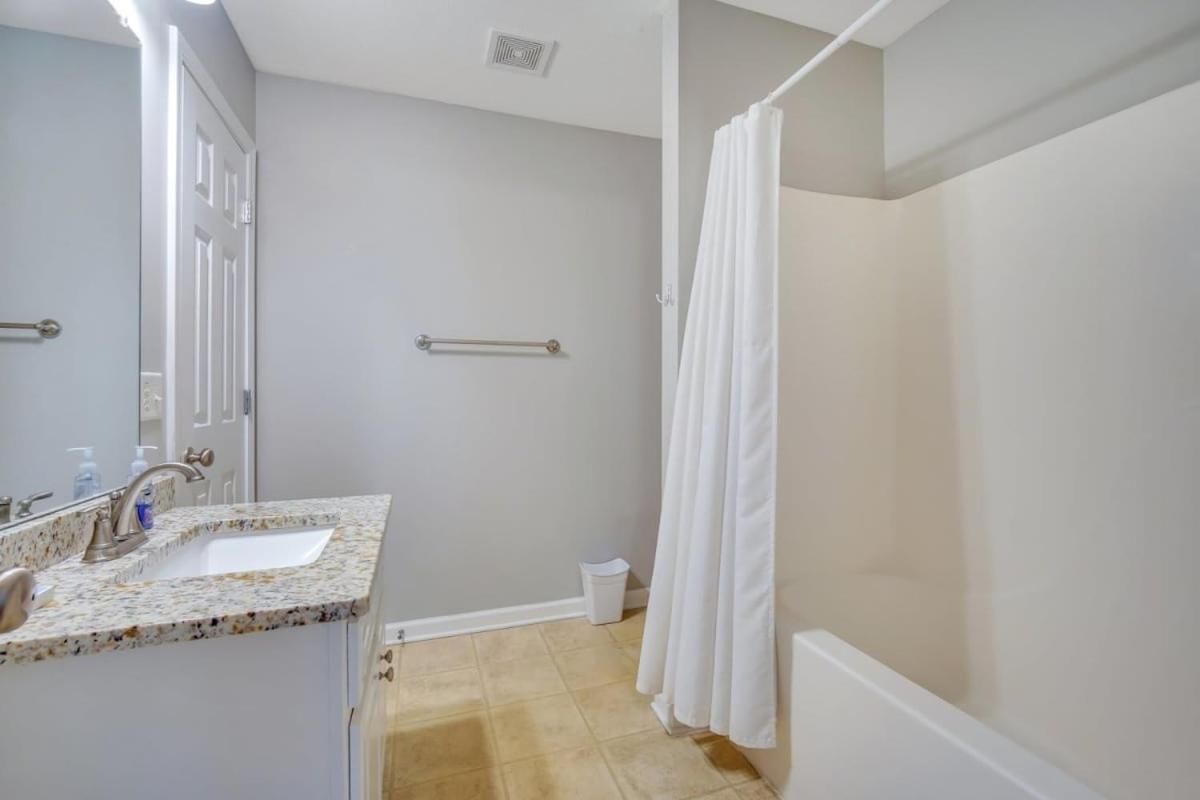 Charming Gray Home- 5 Mins From Gsu! Statesboro Exterior foto